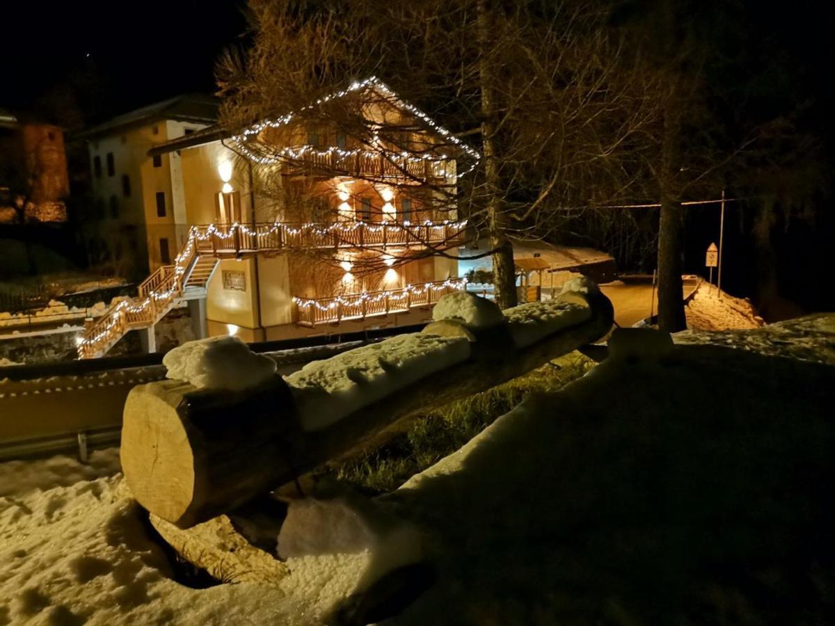 Ai Larici Hotel Perarolo di Cadore Екстериор снимка