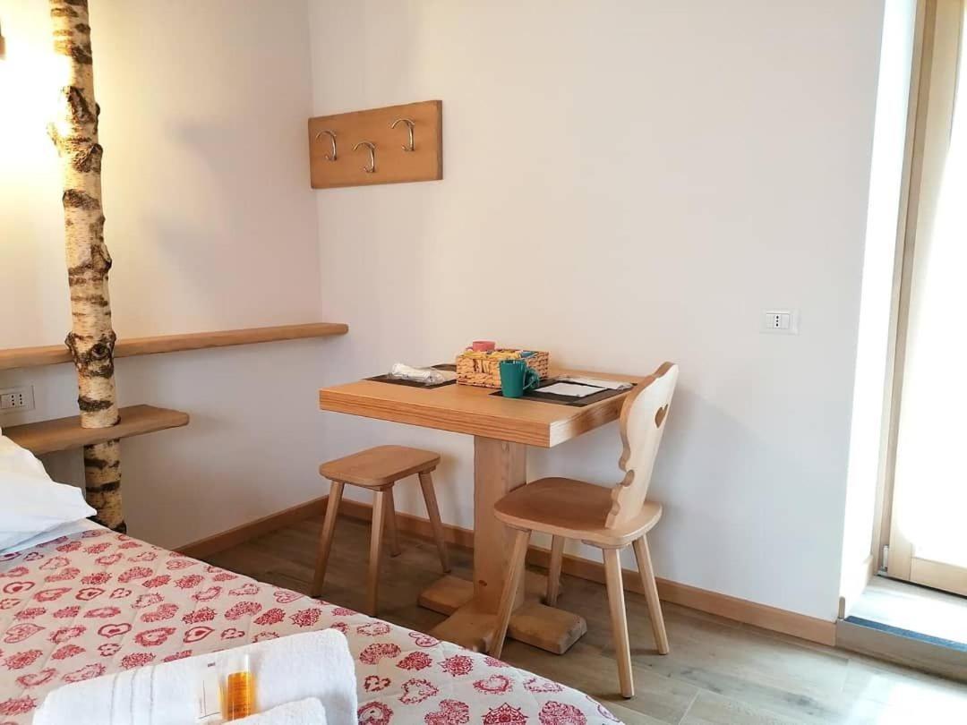 Ai Larici Hotel Perarolo di Cadore Стая снимка